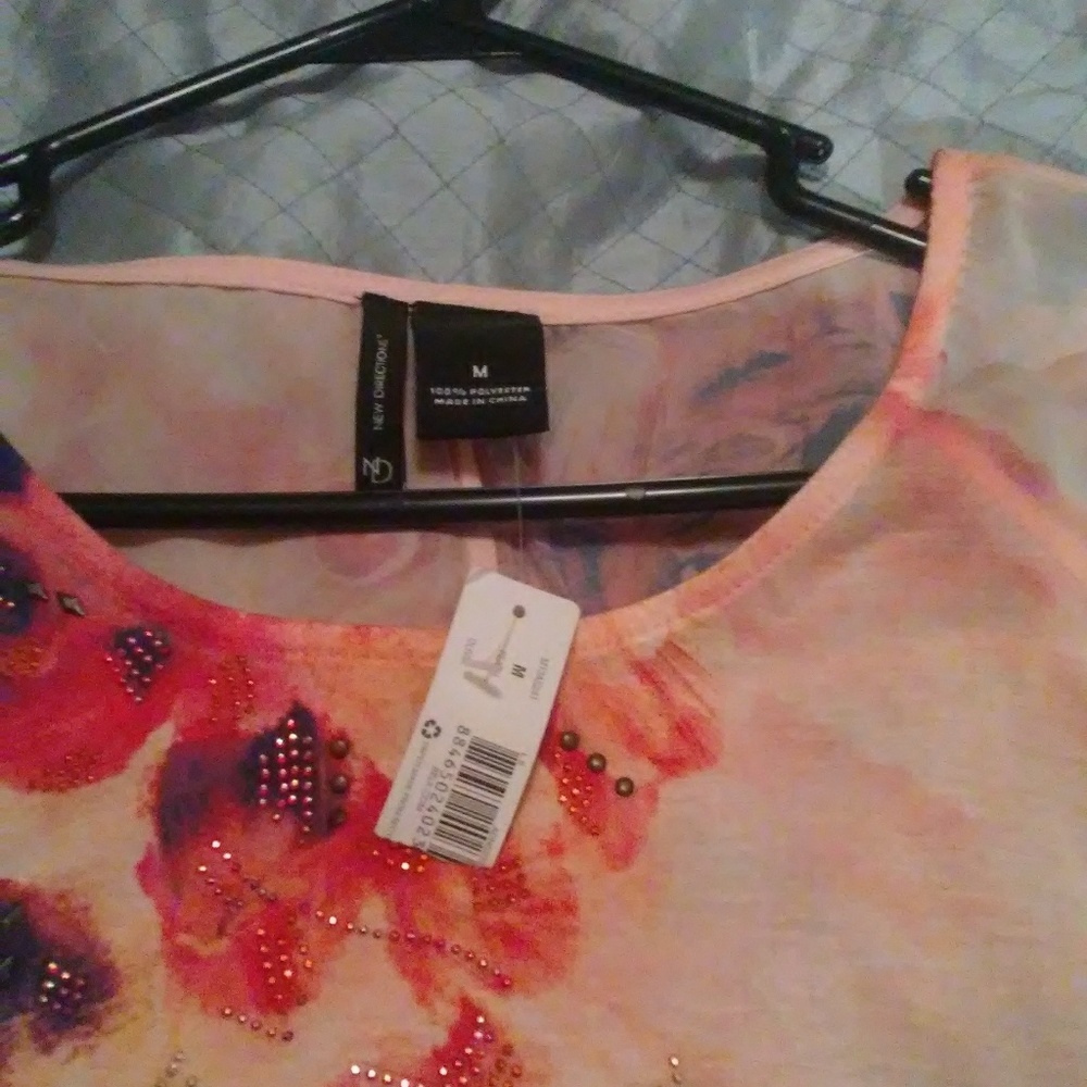 Shirt - Picture 3 of 8